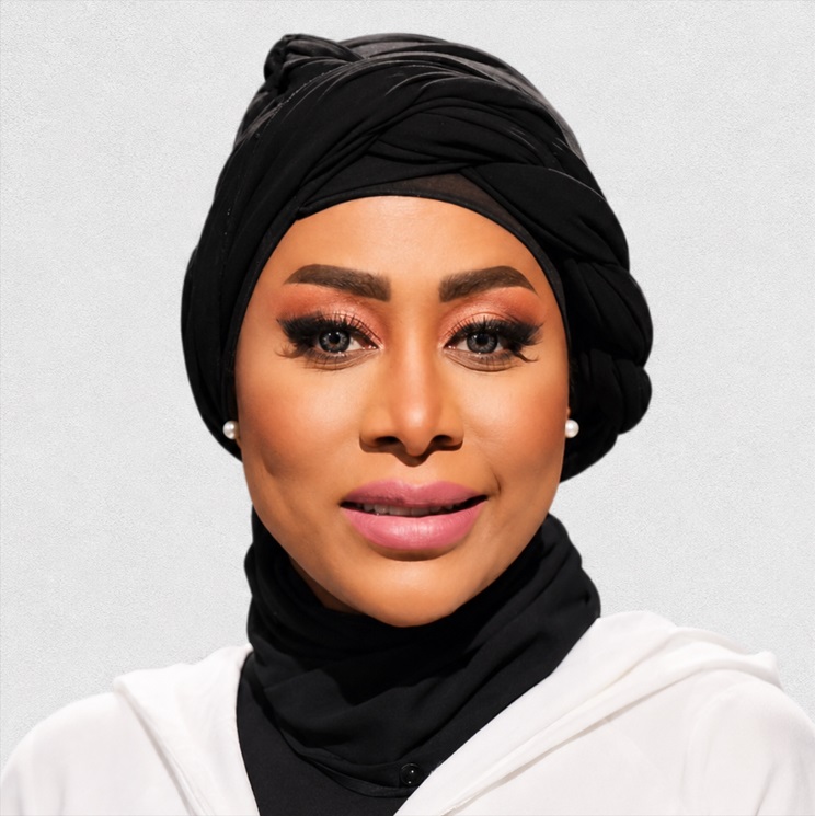 الإعلامية ايمان النجم